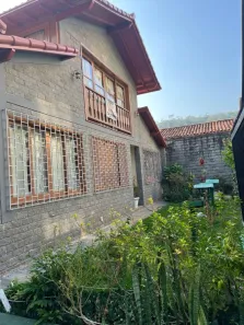 Casa com 5 Quartos à venda, 630m² no Itaipava, Petrópolis