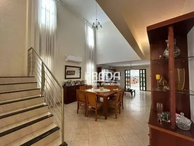 Casa com 3 Quartos à venda, 414m² no Cidade Jardim, Uberlândia