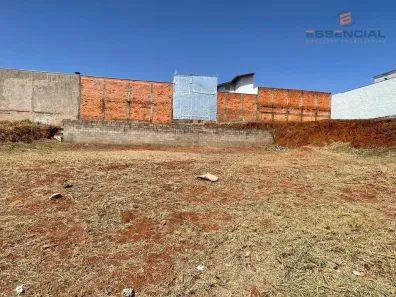 Lote/Terreno à venda, 250m² no Jardim Ypê, Botucatu
