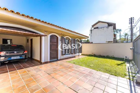 Casa com 5 Quartos à venda, 179m² no Tingui, Curitiba