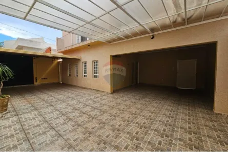 Casa com 3 Quartos para alugar, 250m² no Jardim Jacira, Mogi Guaçu