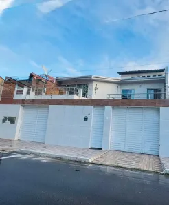 Casa com 4 Quartos à venda, 280m² no Atalaia, Aracaju
