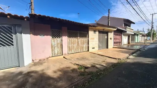 Casa com 3 Quartos à venda, 120m² no Parque Sisi, São Carlos