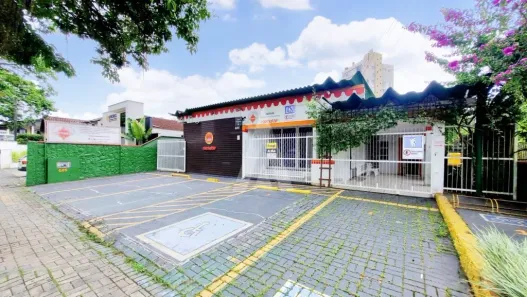 Prédio Comercial para alugar, 466m² no Anita Garibaldi, Joinville