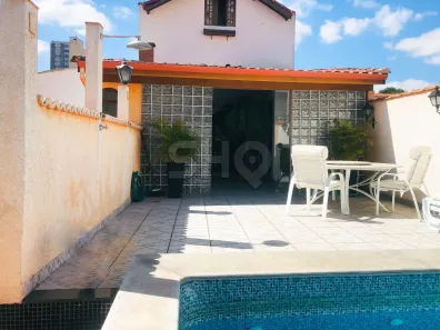 Sobrado com 7 Quartos à venda, 285m² no Vila Ipojuca, São Paulo