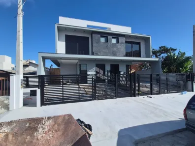 Casa com 3 Quartos à venda, 172m² no Daniela, Florianópolis