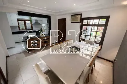 Casa de Condomínio com 5 Quartos à venda, 323m² no Jacarepaguá, Rio de Janeiro