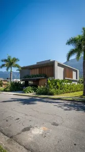 Casa com 4 Quartos à venda, 350m² no Araçá, Porto Belo
