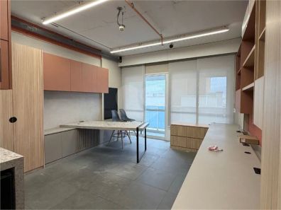 Sala Comercial para venda ou aluguel, 32m² no Baeta Neves, São Bernardo do Campo