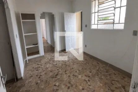 Casa com 3 Quartos à venda, 250m² no Bosque, Campinas