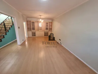 Casa com 3 Quartos à venda, 243m² no Mirandópolis, São Paulo