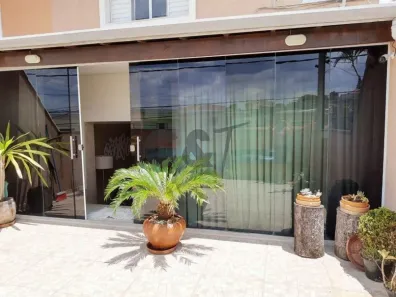 Casa com 3 Quartos à venda, 200m² no Interlagos, São Paulo