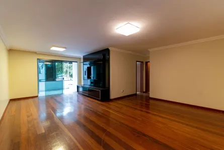 Apartamento com 4 Quartos à venda, 194m² no Centro, Tubarão