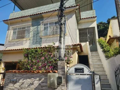 Casa com 3 Quartos à venda, 110m² no Barro Vermelho, São Gonçalo