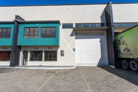 Galpão/Depósito/Armazém para alugar, 700m² no Sarandi, Porto Alegre