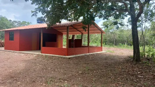 Fazenda/Sítio com 1 Quarto à venda, 10000m² no , Cromínia