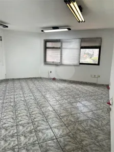 Sala Comercial à venda, 40m² no Bosque da Saúde, São Paulo