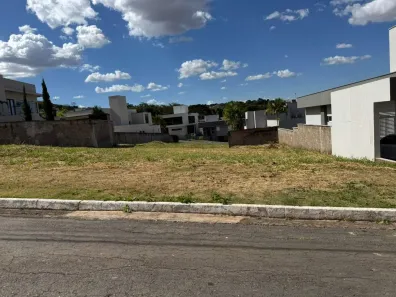 Lote/Terreno à venda, 635m² no Residencial Parque Mendanha, Goiânia