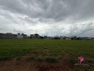Lote/Terreno à venda, 250m² no Jardim Residencial Altos da Santa Rita, Leme