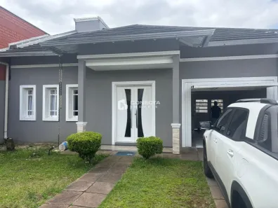 Casa com 3 Quartos para alugar, 300m² no Marechal Rondon, Canoas