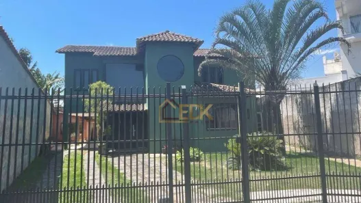 Sobrado com 3 Quartos à venda, 150m² no Ano Bom, Barra Mansa