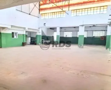 Galpão/Depósito/Armazém à venda, 801m² no Campestre, Santo André