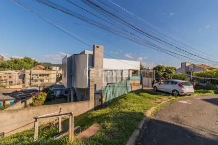 Casa com 2 Quartos à venda, 408m² no Medianeira, Porto Alegre