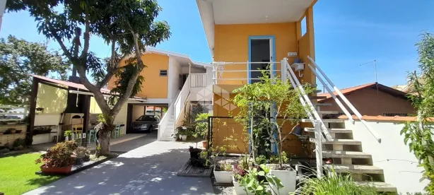 Prédio Residencial com 13 Quartos à venda, 398m² no Ingleses do Rio Vermelho, Florianópolis