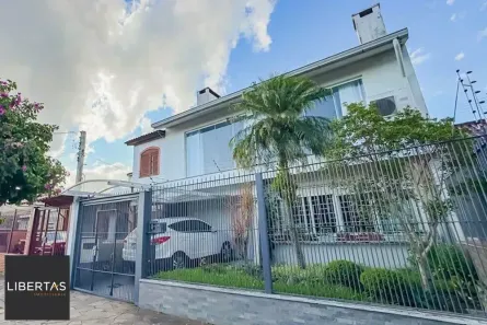 Casa com 4 Quartos à venda, 232m² no Santa Maria Goretti, Porto Alegre