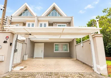 Sobrado com 4 Quartos à venda, 228m² no Santa Felicidade, Curitiba
