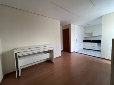 Apartamento com 2 Quartos à venda, 48m² no Cabral, Contagem