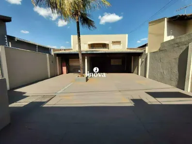 Casa com 3 Quartos à venda, 210m² no Jardim Alvorada, Uberaba