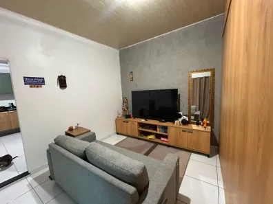 Casa com 2 Quartos para alugar, 70m² no Sacramenta, Belém