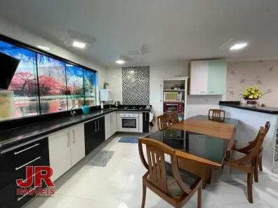 Casa com 5 Quartos à venda, 446m² no Parque Burle, Cabo Frio