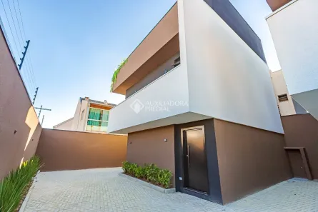 Sobrado com 3 Quartos à venda, 148m² no Hauer, Curitiba