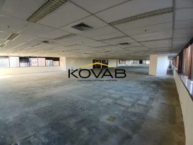 Sala Comercial para alugar, 817m² no Chácara Itaim, São Paulo