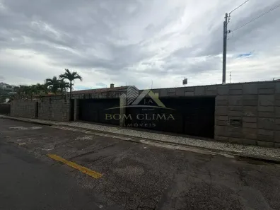 Casa com 5 Quartos para alugar, 503m² no Bom Clima, Juiz de Fora