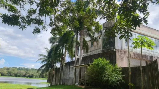 Casa com 5 Quartos à venda, 480m² no Lago Azul, Manaus