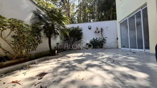 Sobrado com 4 Quartos à venda, 200m² no Granja Viana, Cotia
