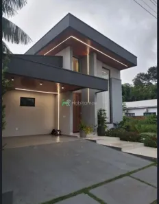 Casa com 3 Quartos à venda, 200m² no Ponta Negra, Manaus