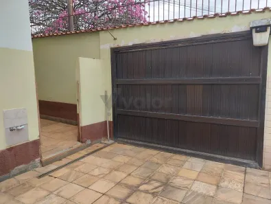 Imóvel Comercial com 4 Quartos para alugar, 373m² no Jardim Chapadão, Campinas