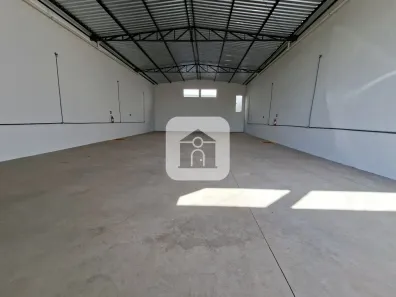 Galpão/Depósito/Armazém para alugar, 280m² no Dona Zulmira, Uberlândia