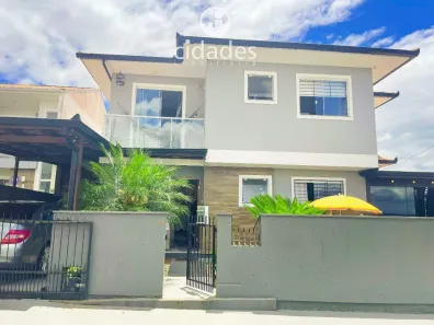 Casa com 3 Quartos à venda, 142m² no Potecas, São José