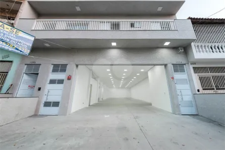 Galpão/Depósito/Armazém para alugar, 250m² no Vila Talarico, São Paulo