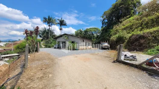 Casa com 3 Quartos à venda, 1131m² no Limeira Baixa, Brusque