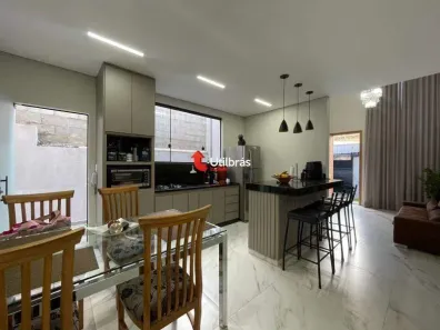 Casa com 3 Quartos à venda, 200m² no Santa Efigênia, Belo Horizonte