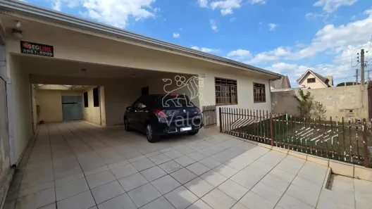 Casa com 4 Quartos à venda, 240m² no Cajuru, Curitiba