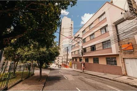Apartamento com 3 Quartos à venda, 110m² no Centro, Juiz de Fora