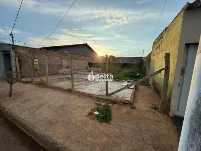 Lote/Terreno à venda, 282m² no Jardim Europa, Uberlândia