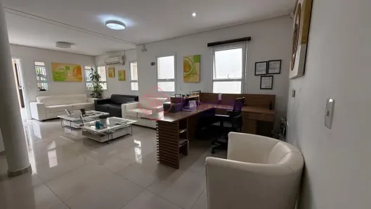 com 6 Quartos para alugar, 224m² no Vila Guarani, Jundiaí